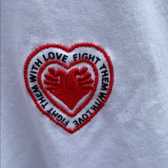 White heart tshirt - Picture 2 of 3